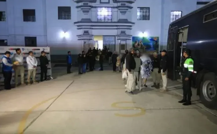 25 internos que intentaron un motín fueron enviados al anexo III del penal Ancón II