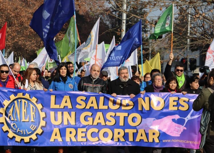 ANEF y CUT exigen retirar el proyecto que regula el sistema de licencias médicas y advierten “huelga general”