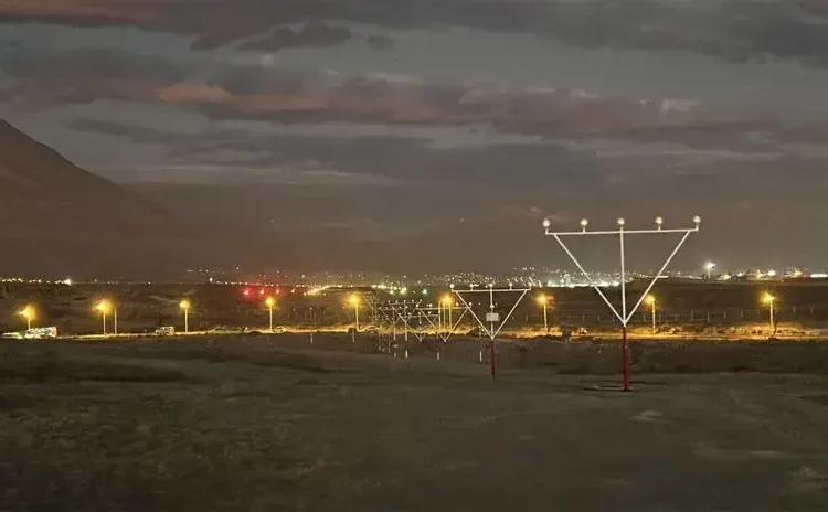 Aeropuerto de la Ciudad Blanca cuenta con nuevo sistema de luces para el aterrizaje de aviones