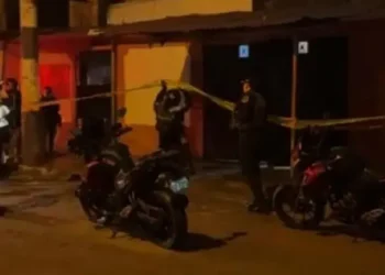 Cantante urbano “Baby Flow” es asesinado de varios disparos dentro de su cevichería