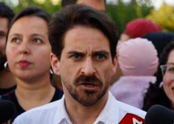 FA suspende segunda jornada del comité central donde estaba analizando la derrota de Winter en la primaria