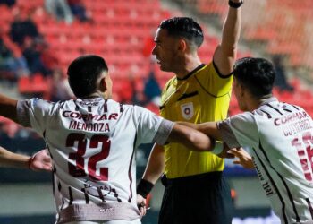 El sismo en el arbitraje no para: la denuncia de Cindy Nahuelcoy sobre supuesto favoritismo hacia un juez de Primera