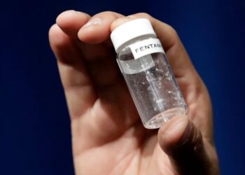 Arrestan en Argentina al dueño de laboratorio del fentanilo contaminado que causó más de 100 muertes