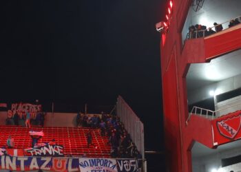 “Hay manchas hemáticas”: en Argentina ordenan la clausura del estadio de Independiente