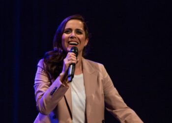 “Por razones de fuerza mayor”: Suspenden show de Natalia Valdebenito en Rancagua a semanas de polémico chiste sobre tragedia en El Teniente