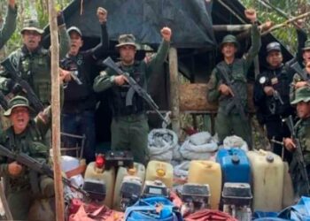 Venezuela anuncia la destrucción de campamentos de grupos armados colombianos en su territorio
