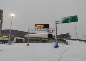 Anuncian reapertura del paso Los Libertadores para este domingo luego de frente meteorológico