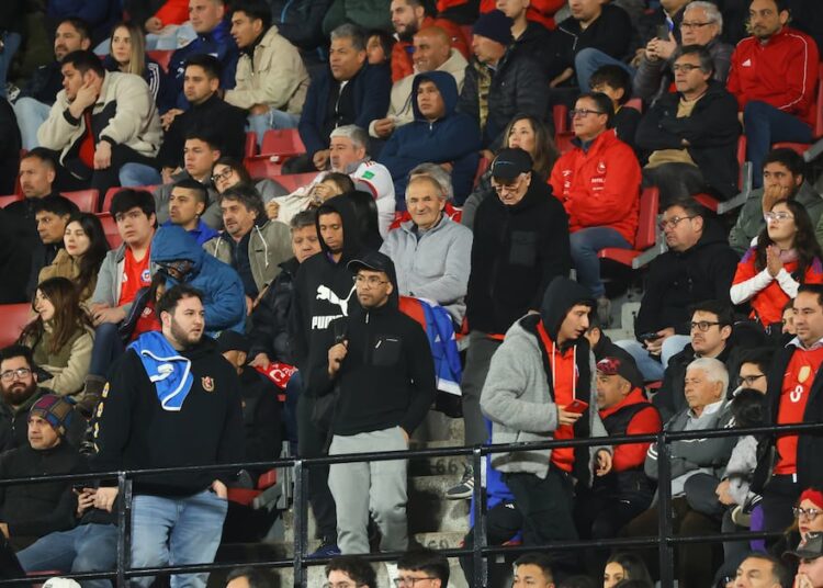 Graves problemas enfrentan los hinchas que compraron entradas para el Mundial Sub 20