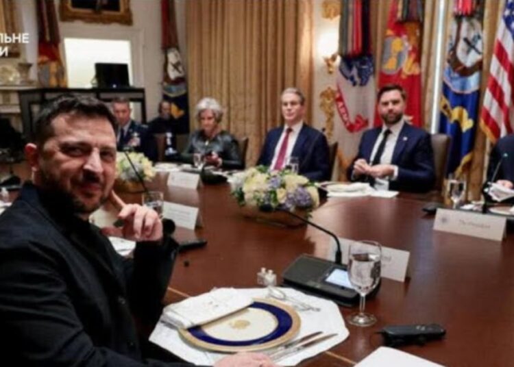 Zelenski informa que más de siete líderes europeos ratifican su apoyo a Ucrania