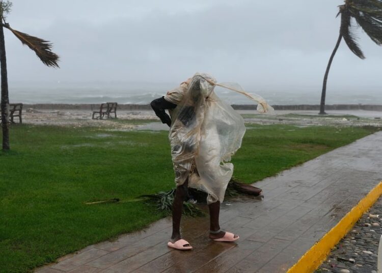 El huracán Melissa deja al menos 30 muertos en su paso por el Caribe