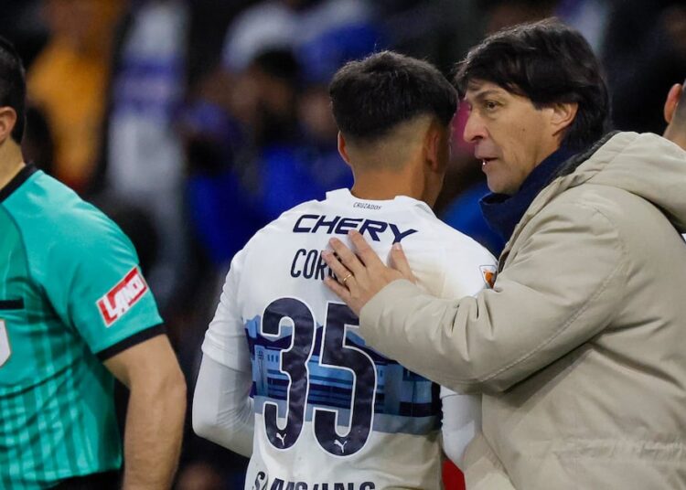 Garnero aborda las múltiples bajas con que la UC recibirá a O’Higgins: “Hay una necesidad de que participen más los chicos”