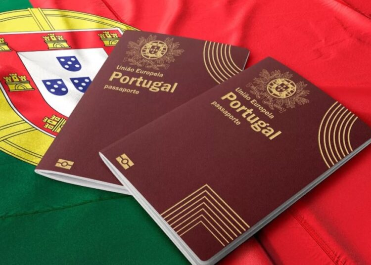 Portugal aprueba ley que permitirá retirar la nacionalidad a condenados por delitos graves