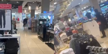 Desconocidos protagonizan asalto armado en tienda de mall de Maipú