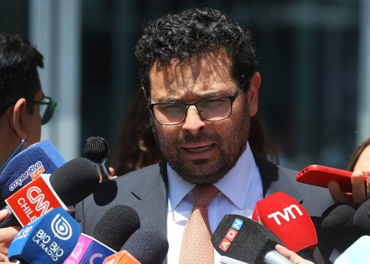 Trama bielorrusa: defensa rebate a la Fiscalía y asegura que Vivanco nunca fue a retirar dólares a oficina de Mario Vargas