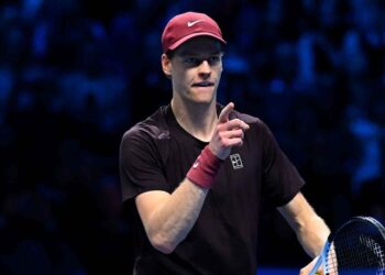 Jannik Sinner hace respetar la localía y se convierte en bicampeón del ATP Finals ante Carlos Alcaraz