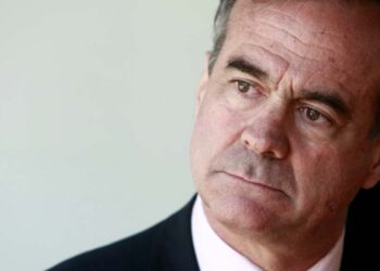 Ignacio Walker afirma que anuló el voto en primera vuelta y repetiría acción en balotaje: “Jara es presa de un proyecto del PC y el FA”