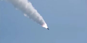 Corea del Norte anuncia acciones “más ofensivas” tras el lanzamiento de un nuevo misil