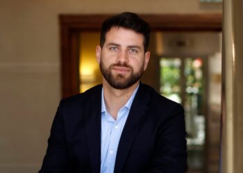 Diego Ibáñez (FA): “No se trata de esconder nuestras banderas en la campaña, sino de acercarlas a la ciudadanía”