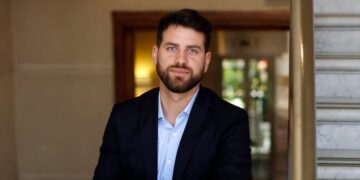 Diego Ibáñez (FA): “No se trata de esconder nuestras banderas en la campaña, sino de acercarlas a la ciudadanía”