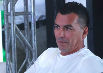 Actualizan estado de salud de Esteban Paredes tras sufrir una descompensación