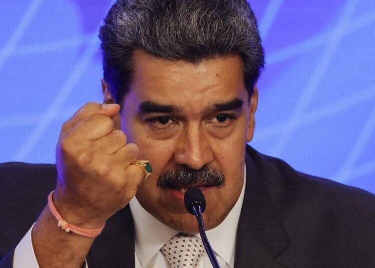 Maduro aplaude encuentro entre Petro y opositores venezolanos para abordar los ataques de EE.UU. en el Caribe