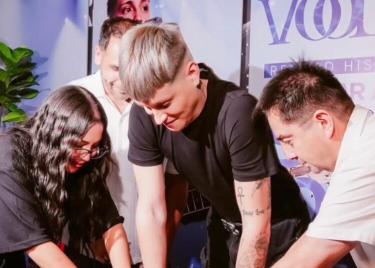 Kidd Voodoo agota 12 fechas en Movistar Arena y entra al paseo de la fama del recinto