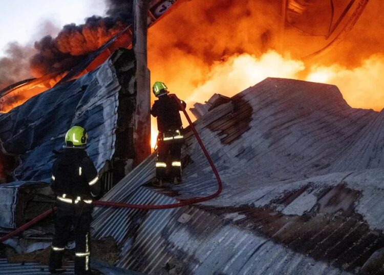 Al menos siete muertos y 15 heridos tras ataque ruso contra instalaciones portuarias en región ucraniana de Odesa