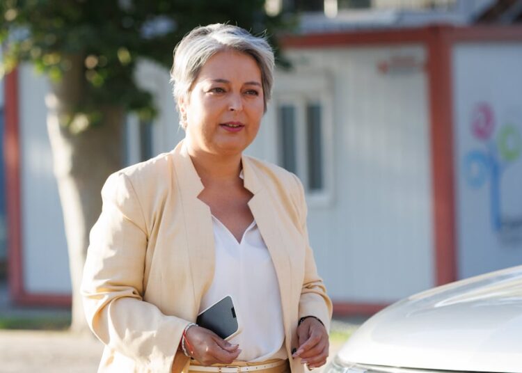 Jara reconoce tener diseño de eventual gabinete, pero descarta haber conversado con posibles ministros