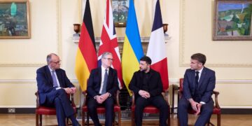 Zelensky se reúne con líderes europeos en Londres para conversar sobre el fin de la guerra en Ucrania