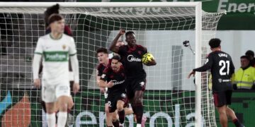 Sin Alexis Sánchez y con Gabriel Suazo: Sevilla rescata un punto heroico en su lucha por alejarse del descenso