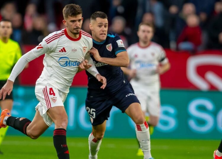 Con Gabriel Suazo como titular y Alexis Sánchez lesionado: el Sevilla sale a flote con un triunfo sobre el Athletic