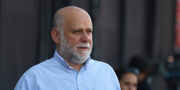 Elizalde destaca ayuda temprana tras incendios y destaca rol de Montes para la reconstrucción en Ñuble y Biobío