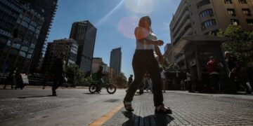 Alerta por calor extremo: temperaturas llegarán hasta los 38 grados entre la RM y el Biobío