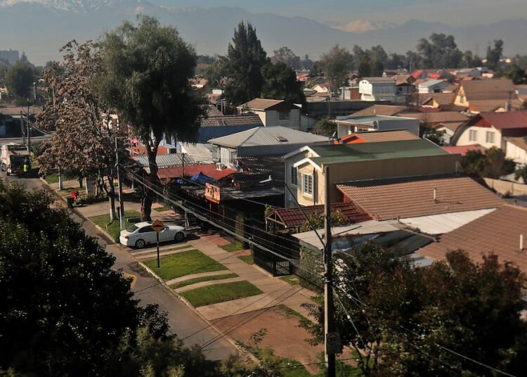 Contribuciones: SII publica nuevos criterios para calcular reavalúo de propiedades 2026, a la espera de ley que posterga su aplicación