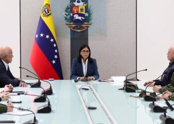 Delcy Rodríguez llama a la cooperación con Estados Unidos en su primer mensaje como presidenta encargada de Venezuela