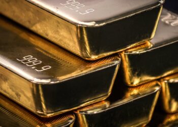 El oro no detiene su escalada y el precio avanza a pasos agigantados a los US$ 5.000