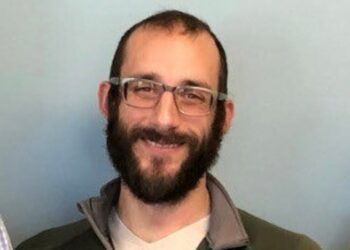 Familia de víctima del tiroteo en Minneapolis acusa a la administración Trump de decir “mentiras repugnantes”