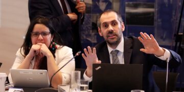 Primer balance fiscal 2025: deuda menor a lo esperado; déficit fiscal cerca del 3% y Hacienda anuncia ajuste del gasto