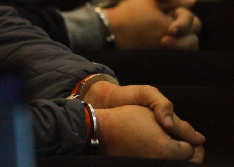 Seis excarabineros enfrentan formalización por muerte de joven en calabozo de Comisaría de Cauquenes