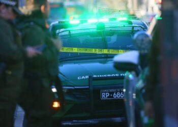 Sujetos armados disparan contra inspectores municipales en Estación Central y huyen del lugar