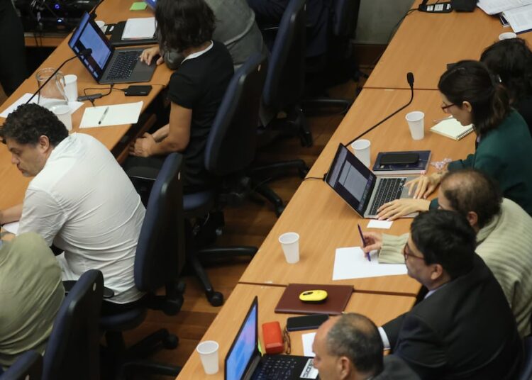 Fiscalía no acreditó delitos: juez desestima prisión preventiva para Larraín y otros imputados tras formalización de ProCultura