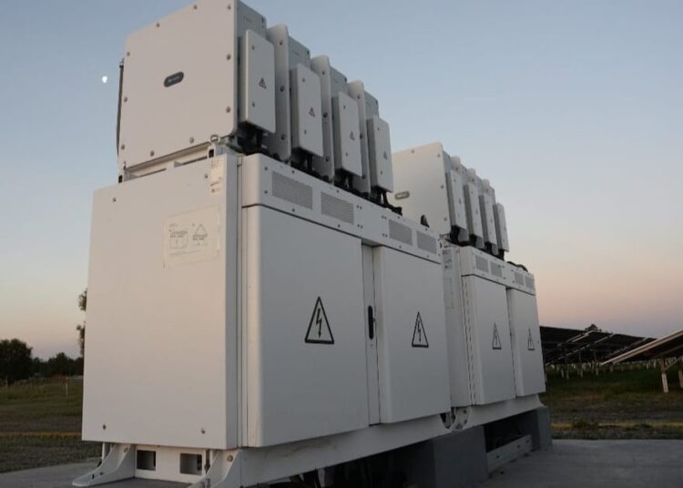 Delva Energía presenta proyecto de almacenamiento de energía por US$600 millones para la Región de Atacama