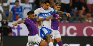 En vivo: la UC de Daniel Garnero recibe a Deportes Concepción en el Claro Arena