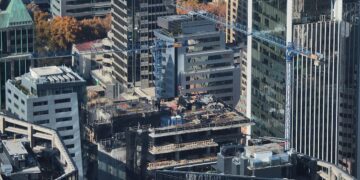 Sondeo de Buk detecta una mayor alza salarial en quienes se cambiaron de empresa durante el trimestre noviembre a enero