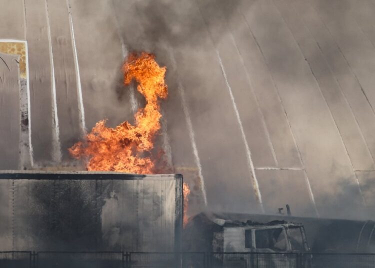 Minuto a minuto | Se registra fuerte explosión e incendio en Renca