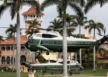 Qué se sabe de la persona armada que intentó entrar a la residencia de Trump en Florida
