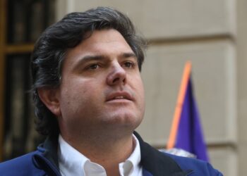 Presidente de la ACHM sostiene que “cada vez somos más alcaldes los que estamos amenazados” y llama a crear una fuerza de tarea