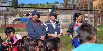Abren escuela de verano de emergencia en Lirquén para niños damnificados por incendios