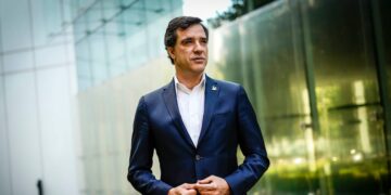 El presidente del BCI detalla la historia, las razones y los efectos del “proyecto Moon”