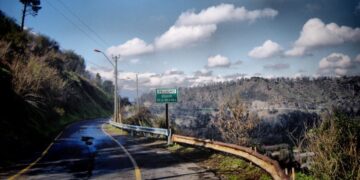 La modificación del Plan Regulador Metropolitano que permitiría ensanchar el camino La Pirámide que une Huechuraba y Vitacura